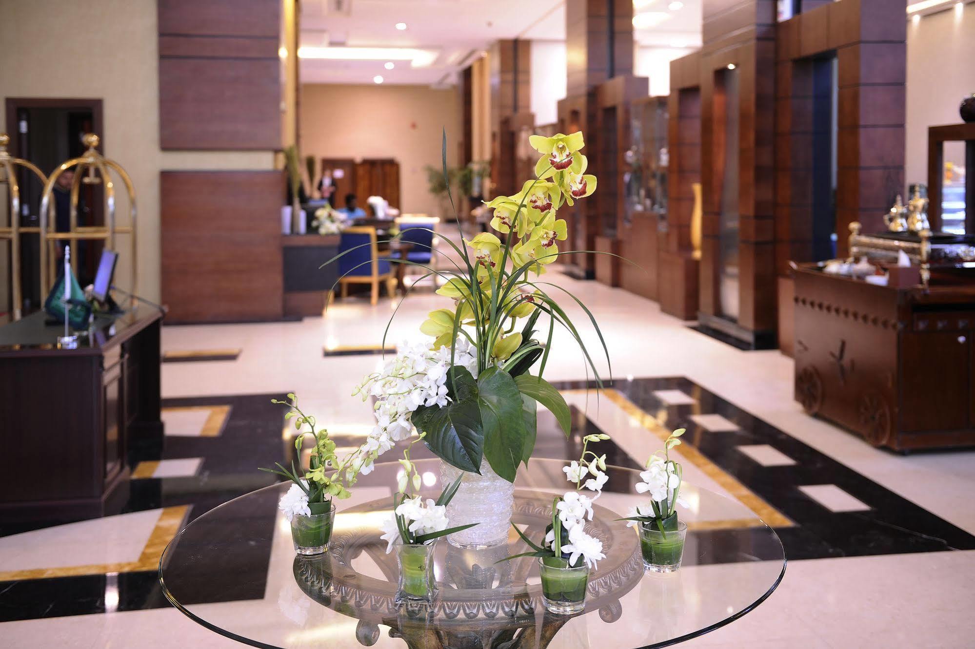 Qaser Al Hamra By Warwick Riyadh Ngoại thất bức ảnh